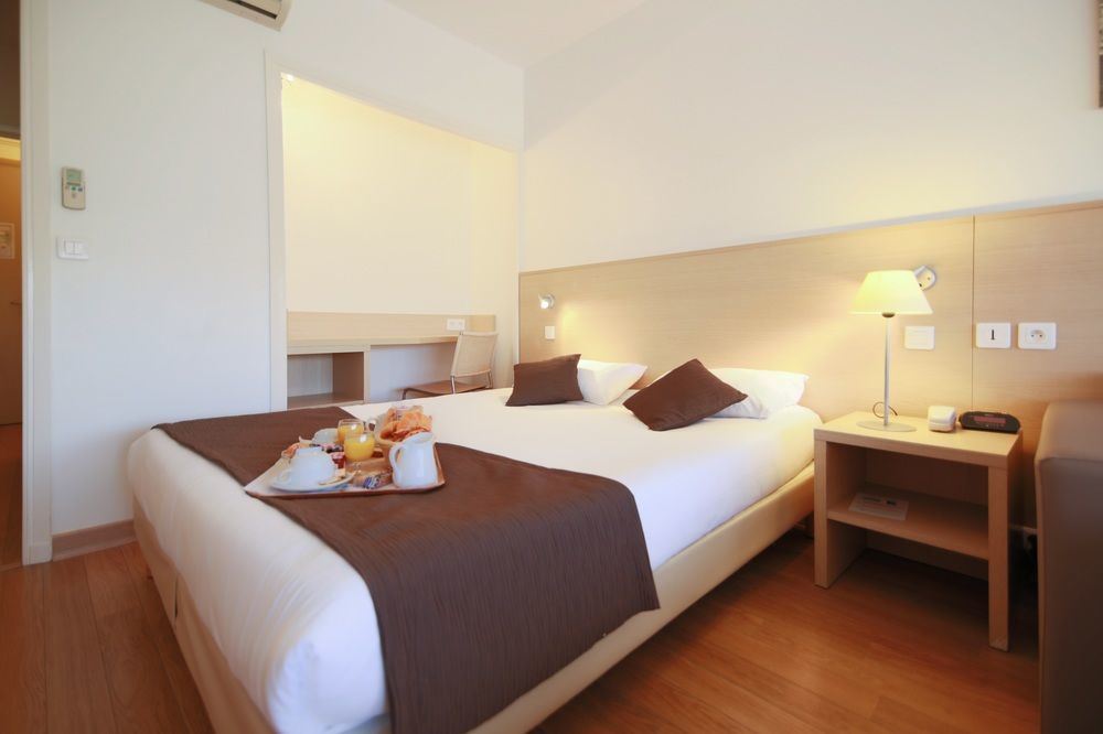 Mercure Villeneuve Loubet Plage Exterior foto